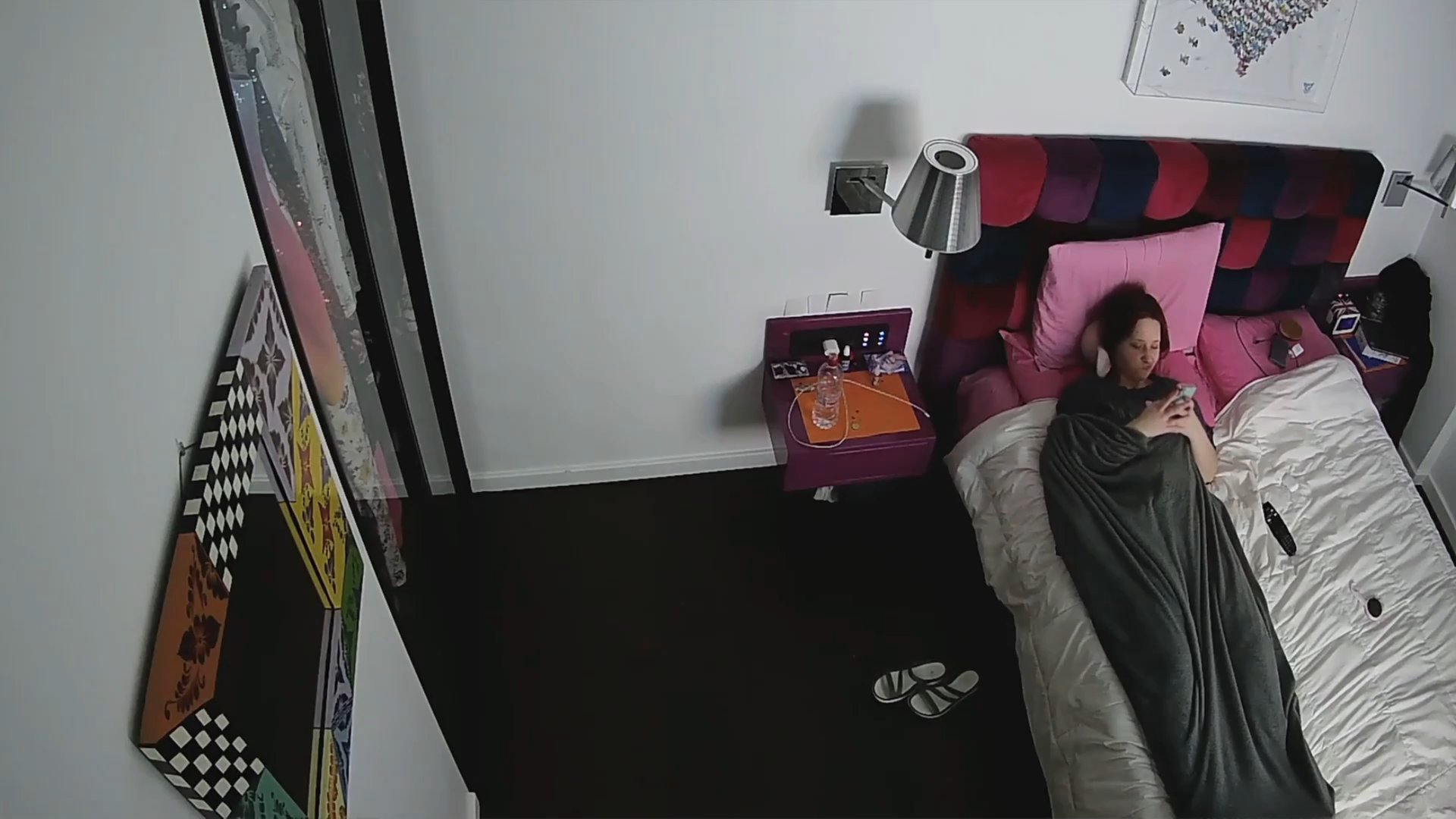 Blonde Girl Caught Giving Blowjob in Bedroom - IP Camera