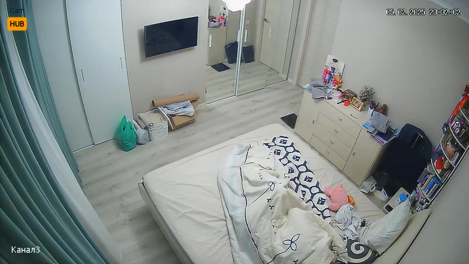 Asian Bedroom IP Cam - Authentic Footage 255