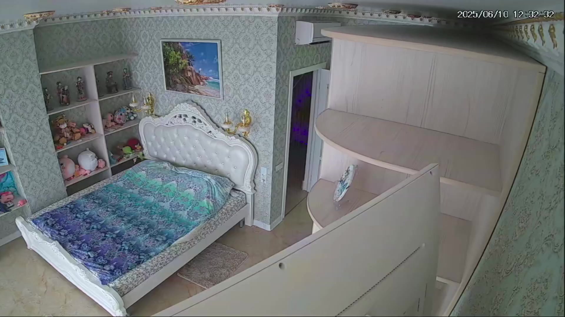 CCTV Bedroom Footage - Never Seen Before 543