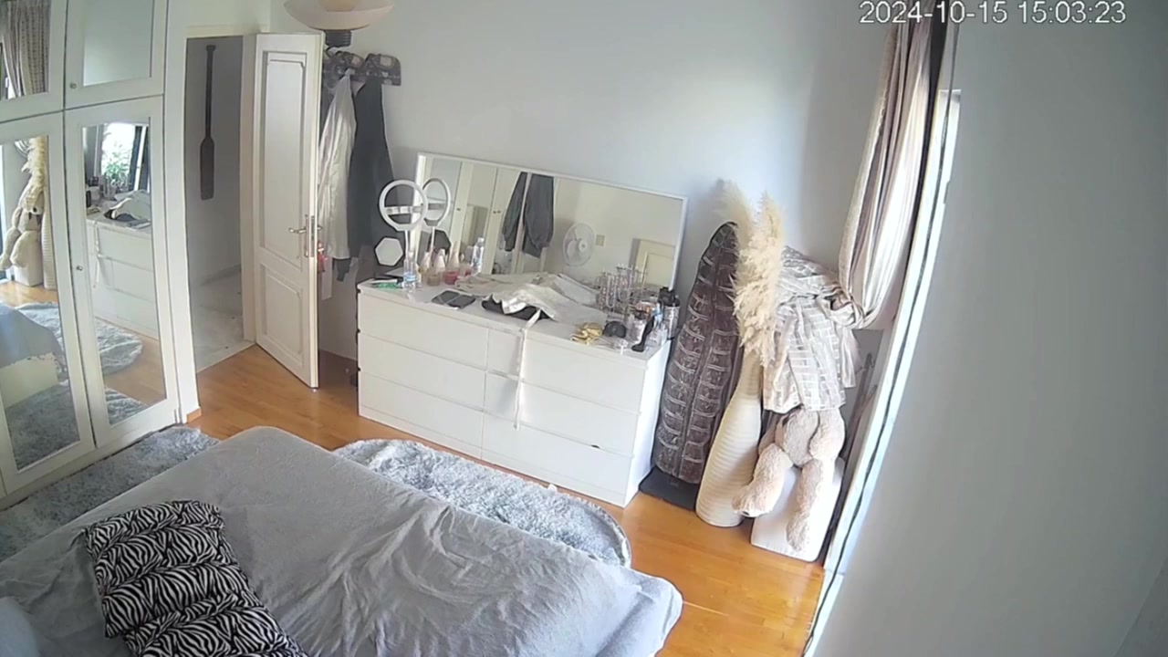 Real Hidden Cam Bedroom - No Script 604
