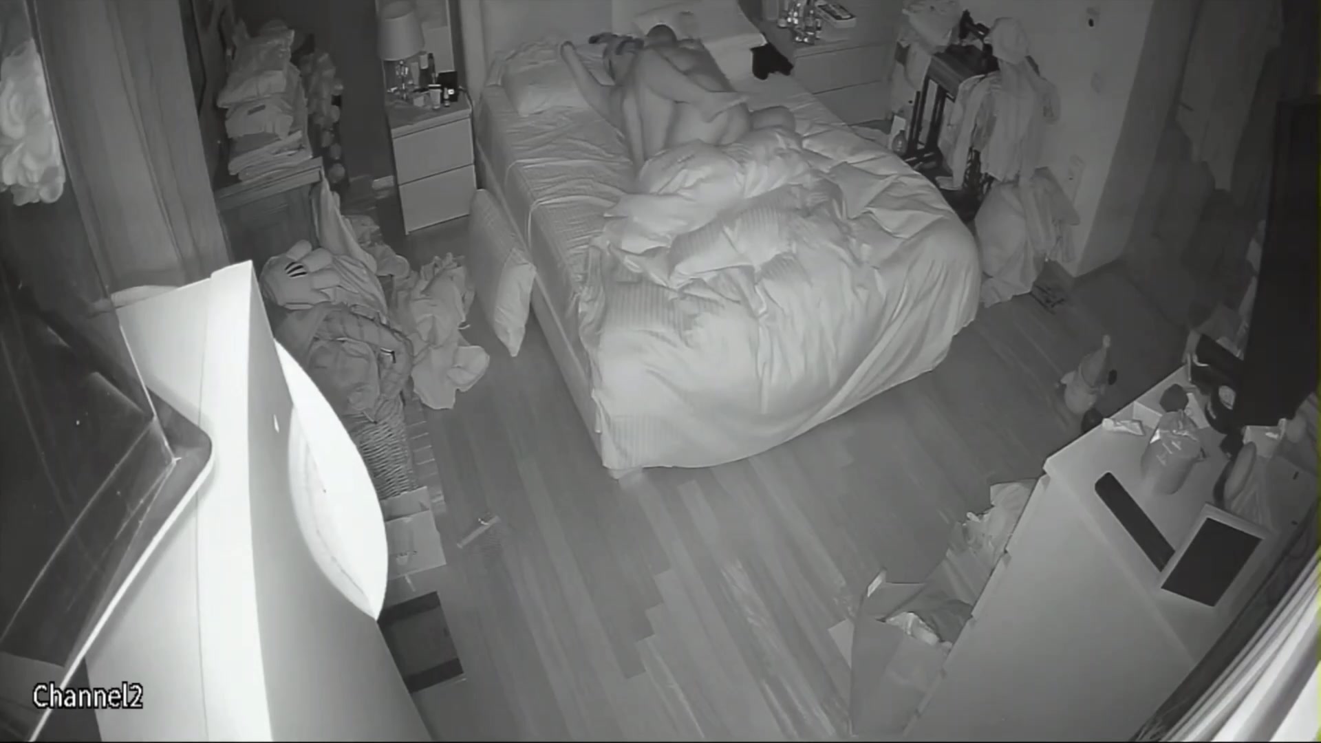 Mature Woman Caught on Bedroom IP Cam 680